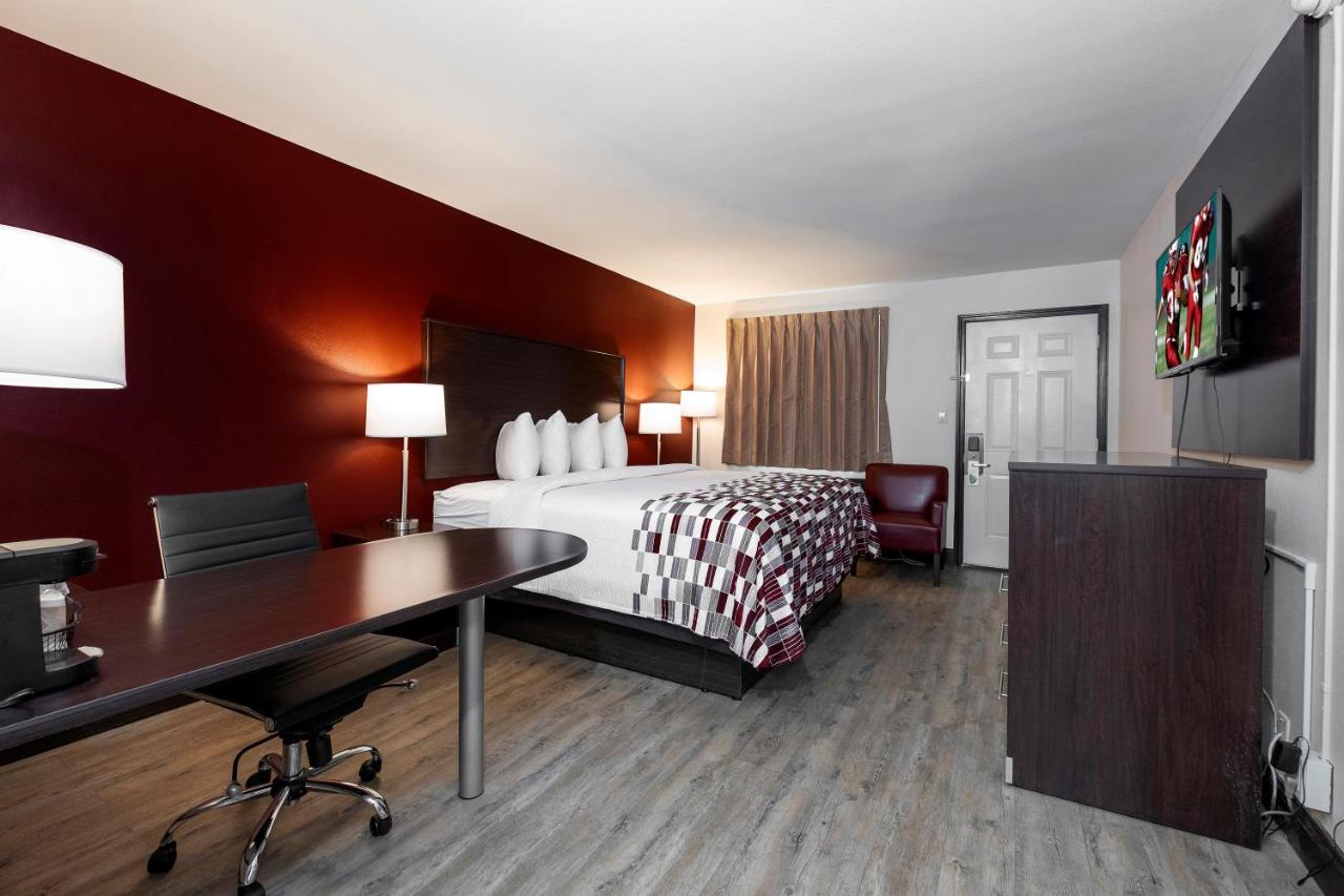 Red Roof Inn Fort Smith Downtown Екстер'єр фото